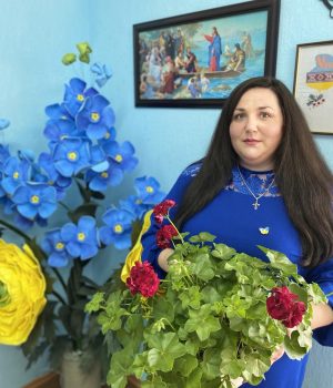 4 фото вихователів, ПІБ та посада кожного_ №1 зображення_viber_2023-04-12_12-16-59-151 – копія - Вікторія Луценко